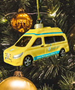 Unieke kerstbal in de vorm van Stichting Ambulance Wens-auto – Reserveer nu